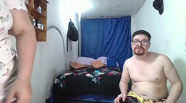 Snapshot of pecadodulce123 chatting on March 17, 2:19 am pecadodulce123 online show from March 17, 2:19 am