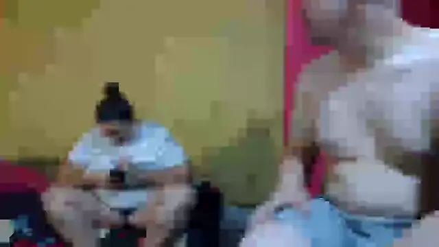 Snapshot of pecadodulce123 chatting on November 1, 12:23 am pecadodulce123 online show from November 1, 12:23 am