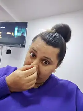 Miss balloonsmila online show from December 3, 2:41 am