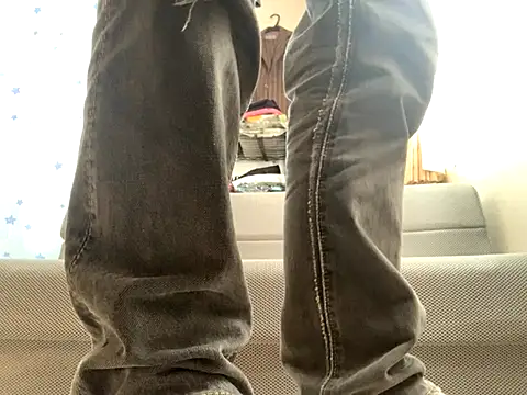 Snapshot of kuma0908 chatting on September 14, 12:21 am kuma0908 online show from September 14, 12:21 am