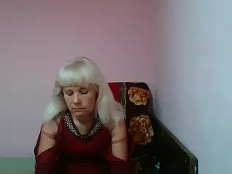 Snapshot of sakura_blonde chatting on March 19, 7:18 am sakura blonde online show from March 19, 7:18 am
