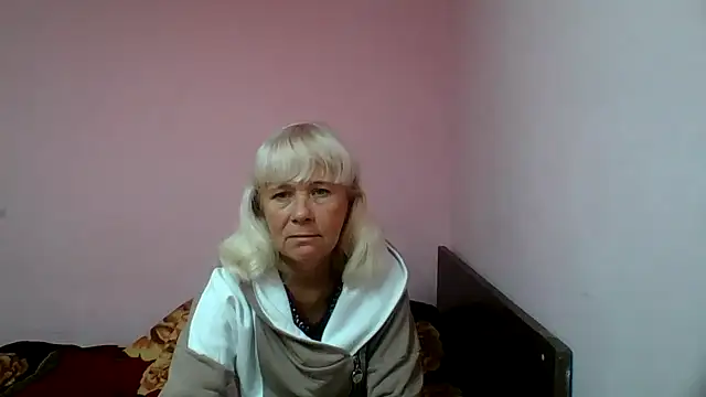 Snapshot of sakura_blonde chatting on September 25, 6:39 am sakura blonde online show from September 25, 6:39 am