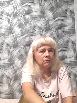 Snapshot of sakura_blonde chatting on October 7, 5:59 am sakura blonde online show from October 7, 5:59 am
