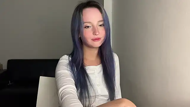 Snapshot of bumble_bee chatting on February 26, 11:41 am bumble bee online show from February 26, 11:41 am