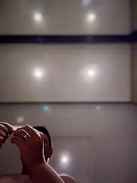 SecretlyDD online show from March 18, 5:21 am