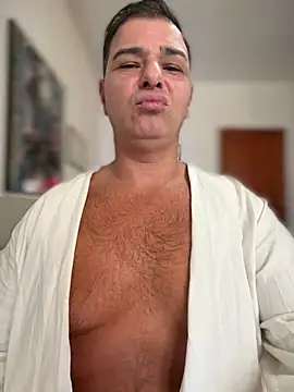 SecretlyDD online show from April 30, 8:53 am