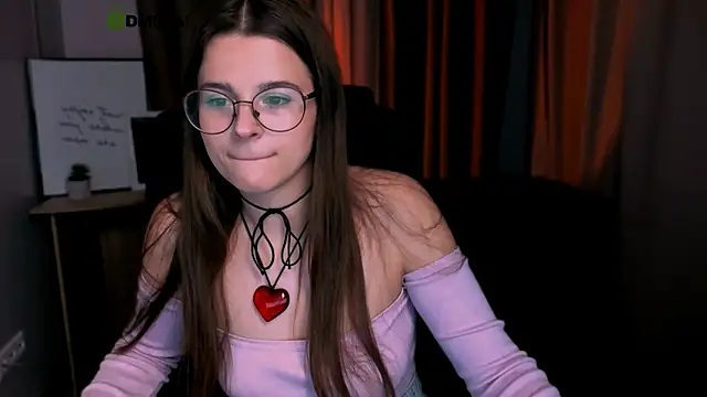 Snapshot of berry_alma chatting on January 19, 8:09 pm berry alma online show from January 19, 8:09 pm