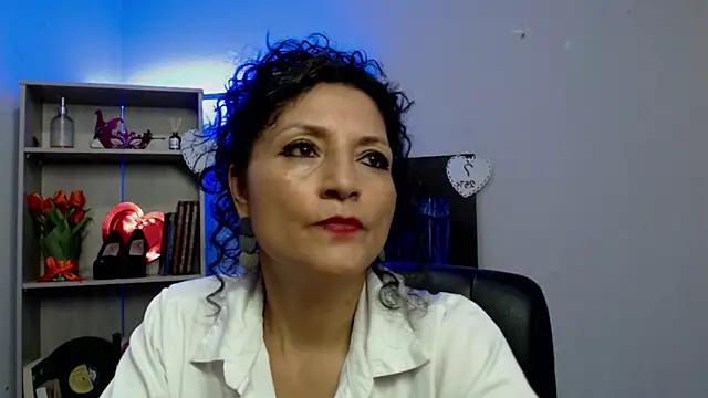 arianna ros3 online show from March 15, 5:15 pm