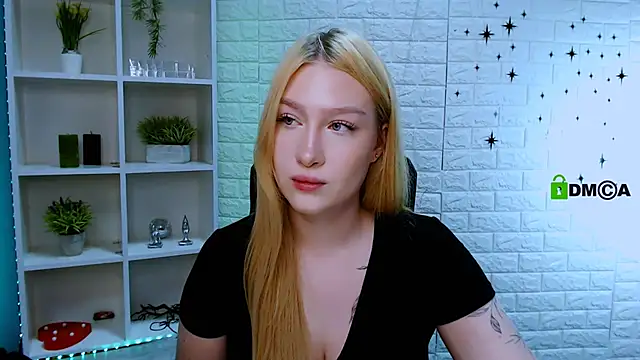 playful sophie online show from June 4, 7:53 pm