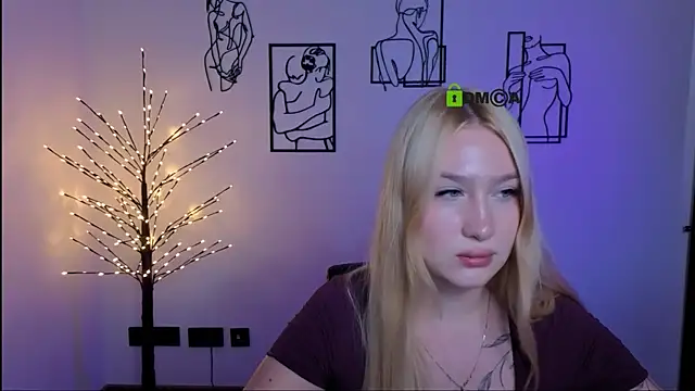 playful sophie online show from August 5, 7:17 pm