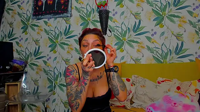 Lucky Deniz online show from February 4, 12:33 pm