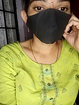 Snapshot of Telugu_Cute_Angel chatting on December 15, 3:38 pm Telugu Cute Angel online show from December 15, 3:38 pm