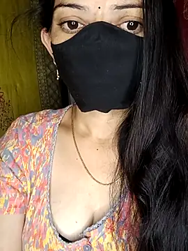 Snapshot of Telugu_Cute_Angel chatting on February 7, 4:43 pm Telugu Cute Angel online show from February 7, 4:43 pm