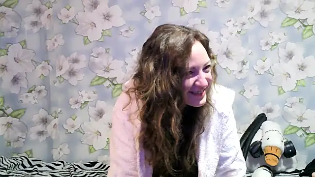 Snapshot of KattyLuuu chatting on February 6, 2:55 am KattyLuuu online show from February 6, 2:55 am