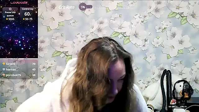 Snapshot of KattyLuuu chatting on February 23, 11:36 pm KattyLuuu online show from February 23, 11:36 pm