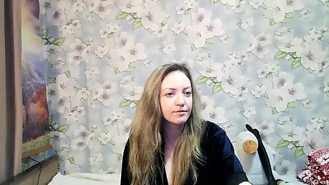 Snapshot of KattyLuuu chatting on October 11, 8:29 pm KattyLuuu online show from October 11, 8:29 pm