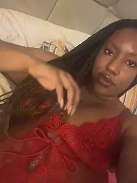 Snapshot of LavenderBuxton chatting on September 27, 8:36 pm LavenderBuxton online show from September 27, 8:36 pm