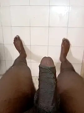 tharu111111 online show from February 20, 3:58 am