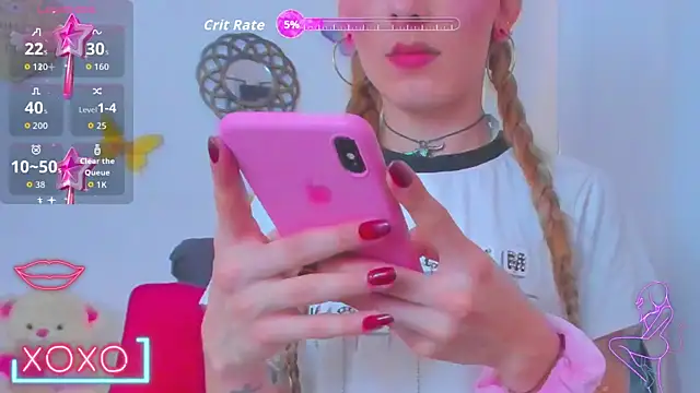 Snapshot of GabbyHills chatting on October 11, 5:11 pm GabbyHills online show from October 11, 5:11 pm