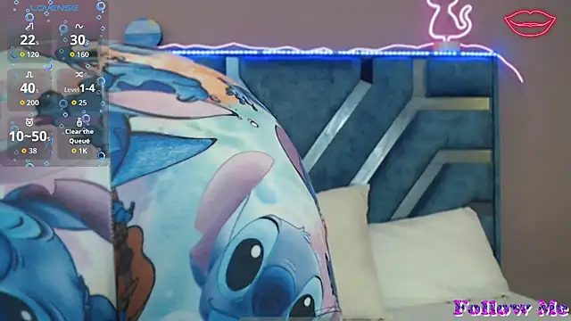 Snapshot of Roxan_Fox- chatting on November 16, 4:29 am Roxan Fox- online show from November 16, 4:29 am