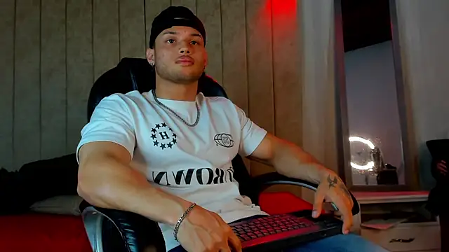 jeicob gagnon online show from September 29, 5:45 am