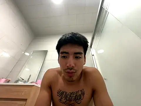 GIOOOO568 online show from September 26, 11:36 am