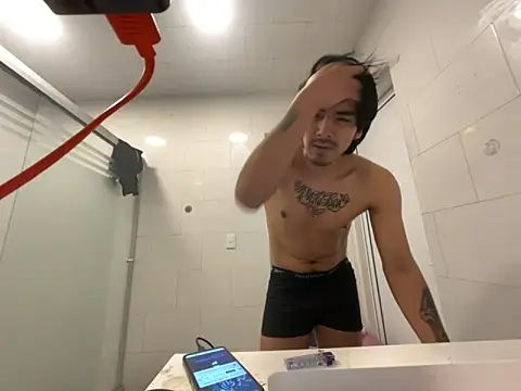 GIOOOO568 online show from April 11, 11:42 pm