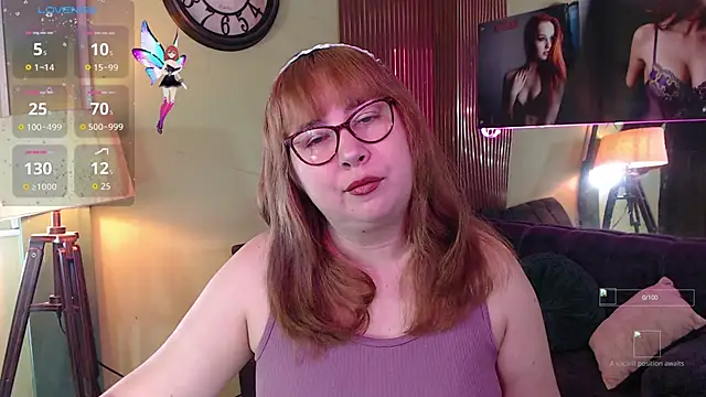 Snapshot of chloe_prg chatting on November 25, 1:11 pm chloe prg online show from November 25, 1:11 pm