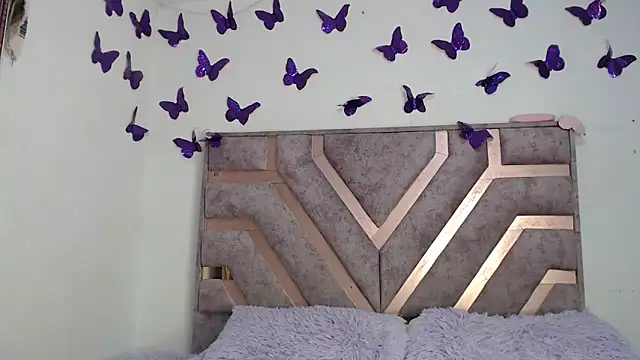 Anny Fox- online show from February 21, 4:02 am