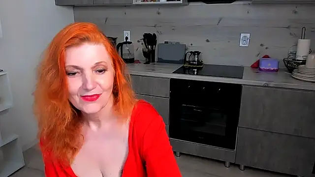 Snapshot of Fire-Fox-One chatting on June 6, 9:08 pm Fire-Fox-One online show from June 6, 9:08 pm