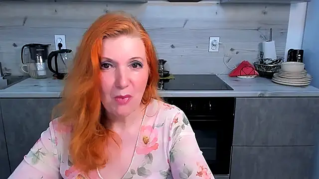 Snapshot of Fire-Fox-One chatting on June 19, 8:34 pm Fire-Fox-One online show from June 19, 8:34 pm
