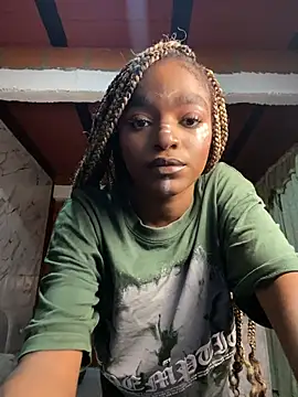 Zizi-campbel online show from June 26, 1:21 am