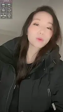 Snapshot of baobaomiqi_linger chatting on November 2, 2:36 am baobaomiqi linger online show from November 2, 2:36 am