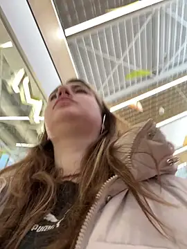 MayaMystic online show from January 4, 10:05 am