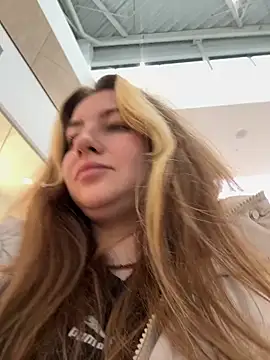 MayaMystic online show from February 5, 9:15 am