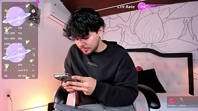 Snapshot of Samir_bear chatting on May 23, 8:13 pm Samir bear online show from May 23, 8:13 pm