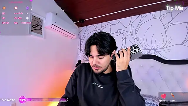Snapshot of Samir_bear chatting on June 10, 12:48 pm Samir bear online show from June 10, 12:48 pm