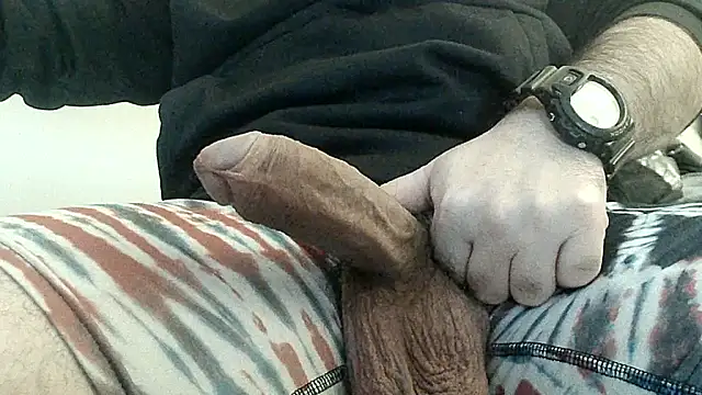 Snapshot of teek1234_1 chatting on February 25, 10:39 pm teek1234 1 online show from February 25, 10:39 pm