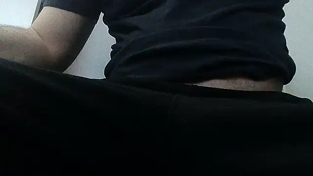 Snapshot of teek1234_1 chatting on March 28, 4:23 am teek1234 1 online show from March 28, 4:23 am