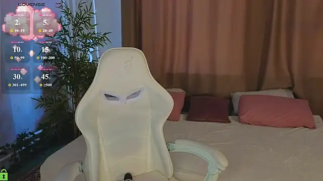 Snapshot of Cheryl__Brown chatting on July 2, 3:56 am Cheryl Brown online show from July 2, 3:56 am