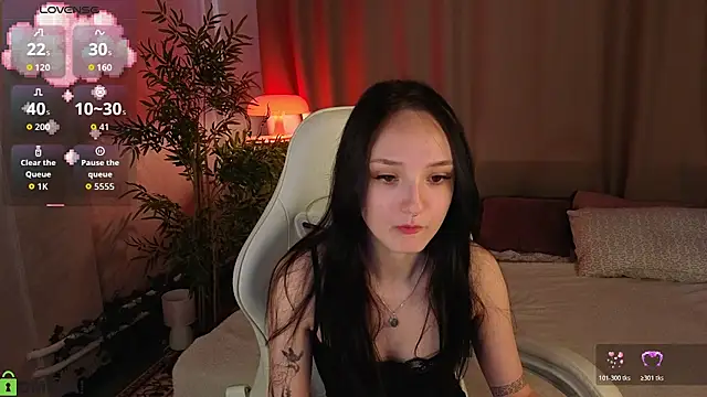 Snapshot of Cheryl__Brown chatting on July 27, 1:23 am Cheryl Brown online show from July 27, 1:23 am