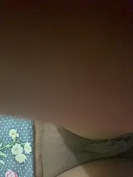 Snapshot of briannaa557 chatting on March 14, 9:35 am briannaa557 online show from March 14, 9:35 am