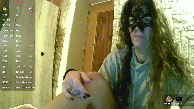 Snapshot of sansan2411 chatting on January 13, 9:31 pm sansan2411 online show from January 13, 9:31 pm