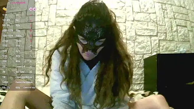 Snapshot of sansan2411 chatting on January 18, 10:06 pm sansan2411 online show from January 18, 10:06 pm