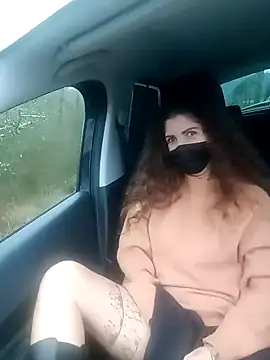 Snapshot of sansan2411 chatting on February 13, 2:52 pm sansan2411 online show from February 13, 2:52 pm