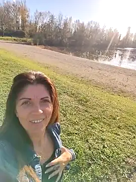 Snapshot of sansan2411 chatting on November 3, 1:45 pm sansan2411 online show from November 3, 1:45 pm