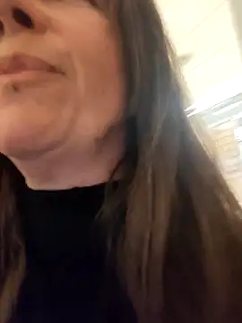 Snapshot of sansan2411 chatting on November 4, 10:47 am sansan2411 online show from November 4, 10:47 am