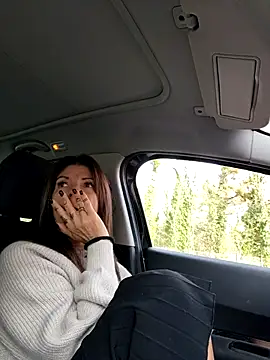 Snapshot of sansan2411 chatting on November 12, 1:00 pm sansan2411 online show from November 12, 1:00 pm