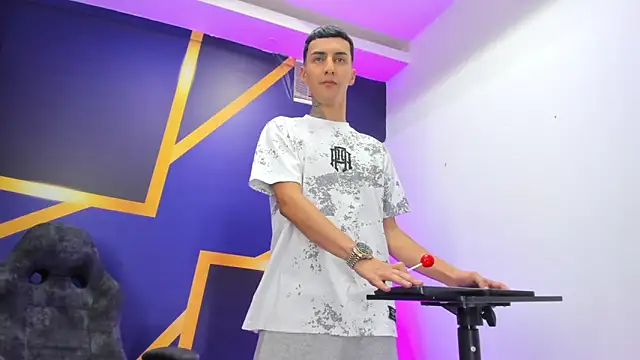 Angel xxx online show from June 22, 3:58 am