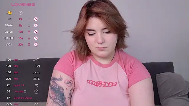 YumiYammy online show from November 3, 8:32 pm